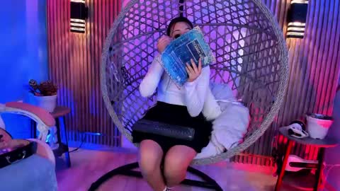 Snapshot of brenda1307 chatting on May 6, 9:20 pm Brenda moris online show from May 6, 9:20 pm
