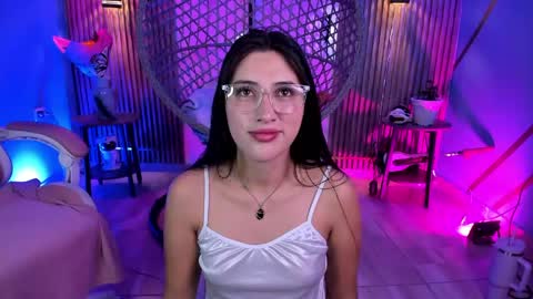 Snapshot of brenda1307 chatting on May 18, 10:37 pm Brenda moris online show from May 18, 10:37 pm