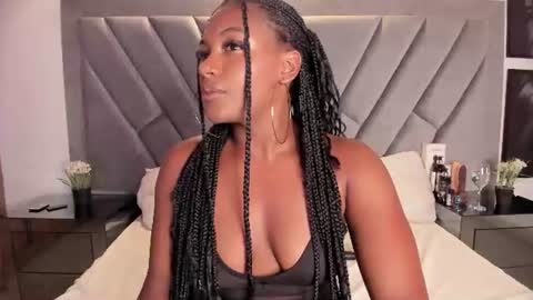 Snapshot of brenda_nova18 chatting on July 7, 10:03 pm Brenda online show from July 7, 10:03 pm