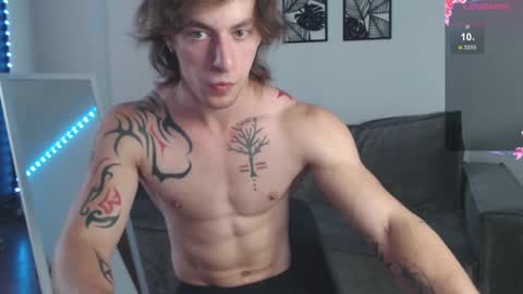 Snapshot of brendan__piks chatting on September 16, 9:54 am brendan__piks online show from September 16, 9:54 am