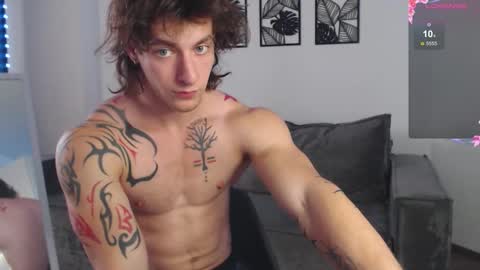 Snapshot of brendan__piks chatting on September 20, 7:20 am brendan__piks online show from September 20, 7:20 am