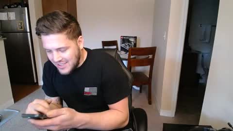 Snapshot of brettbwc89 chatting on December 16, 4:49 pm brettbwc89 online show from December 16, 4:49 pm