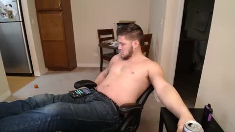 Snapshot of brettbwc89 chatting on January 8, 11:30 pm brettbwc89 online show from January 8, 11:30 pm