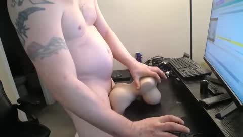 Snapshot of brettbwc89 chatting on March 8, 9:18 pm brettbwc89 online show from March 8, 9:18 pm