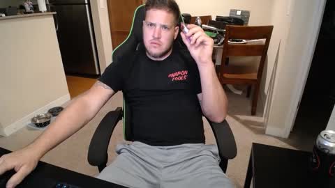 Snapshot of brettbwc89 chatting on October 6, 10:51 pm brettbwc89 online show from October 6, 10:51 pm