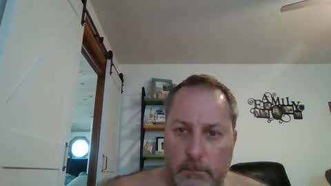 hey online show from December 12, 7:37 pm