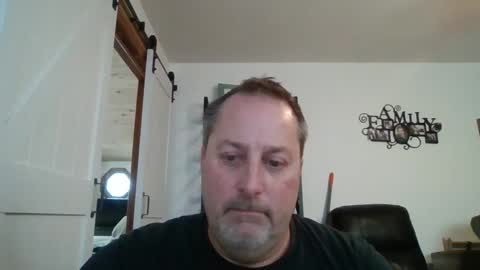 hey online show from December 15, 4:59 pm