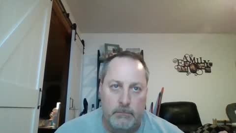 hey online show from March 8, 1:28 am