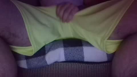 Snapshot of bri99c chatting on July 31, 12:32 am bri99c online show from July 31, 12:32 am