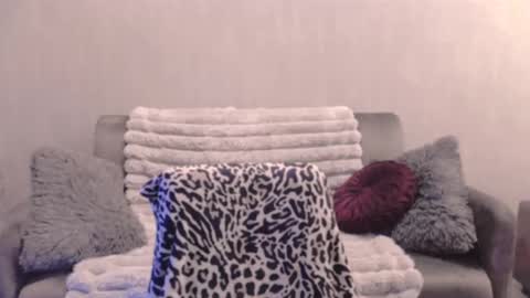 bri_fox online show from September 23, 9:07 pm