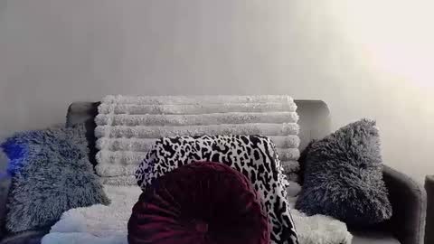 bri_fox online show from July 28, 9:25 pm