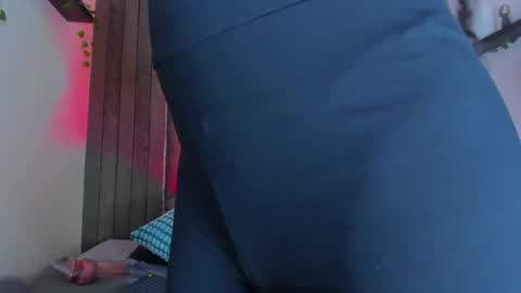 B R I A  online show from May 30, 3:03 am