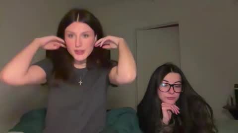 Brianna3 online show from January 9, 2:25 am