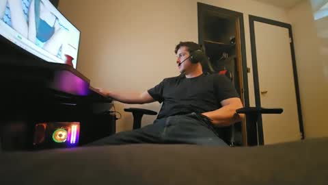 brian7891012 online show from January 11, 8:47 pm