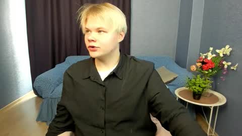 Snapshot of brian_mils chatting on February 27, 11:21 am brian_mils online show from February 27, 11:21 am