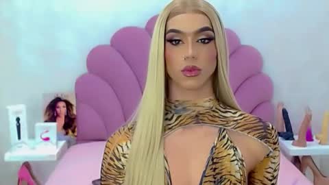 BRIANA online show from February 15, 7:54 pm