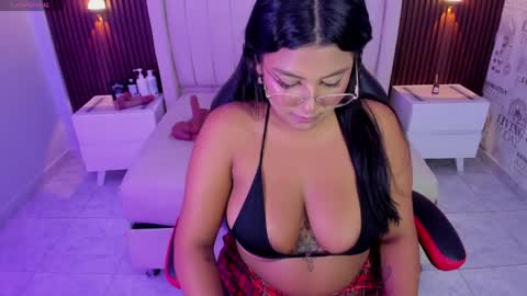 BRIANA online show from March 30, 3:40 am