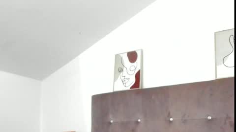 Snapshot of brianaflynt chatting on May 5, 6:38 pm brianaflynt online show from May 5, 6:38 pm