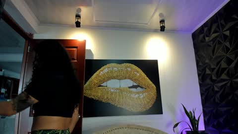 BRIANA online show from January 16, 6:48 pm