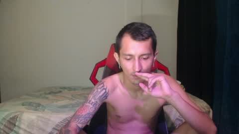 Snapshot of brianbigcock777 chatting on May 20, 2:07 am brian ruiz online show from May 20, 2:07 am