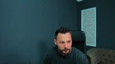 Snapshot of brianhunts chatting on June 22, 4:42 am Brian online show from June 22, 4:42 am