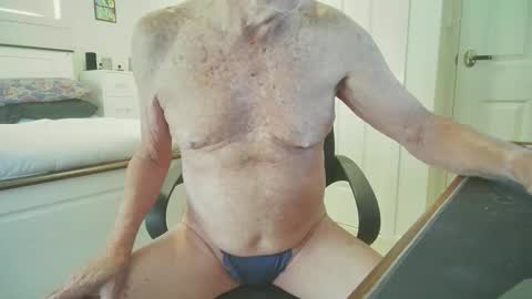 Snapshot of brianj_22 chatting on May 22, 4:41 am Brianj 22 online show from May 22, 4:41 am