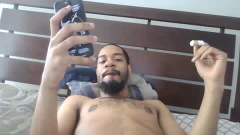 Snapshot of briankone97 chatting on February 13, 3:35 pm BRIANKONE97 online show from February 13, 3:35 pm