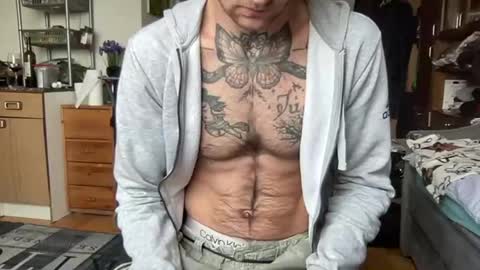 Snapshot of brianmuscle chatting on May 18, 6:30 am Brian online show from May 18, 6:30 am
