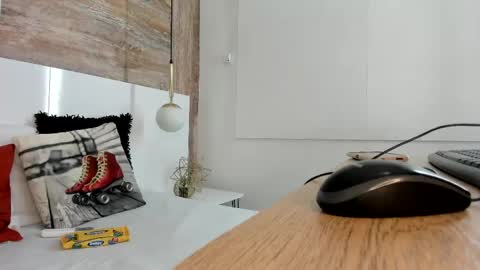 Snapshot of brianna_beltran chatting on May 31, 2:09 am brianna_beltran online show from May 31, 2:09 am