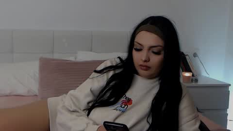 Snapshot of briannabk chatting on February 18, 8:27 pm briannabk online show from February 18, 8:27 pm