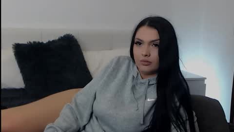 Snapshot of briannabk chatting on March 1, 3:58 pm briannabk online show from March 1, 3:58 pm