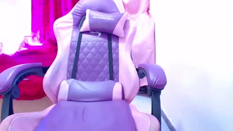 Snapshot of briannabrachho chatting on February 24, 4:38 am briannabrachho online show from February 24, 4:38 am