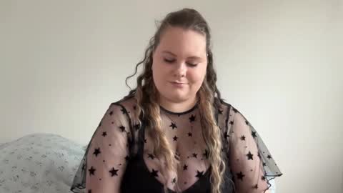 Brianna online show from November 4, 1:32 pm