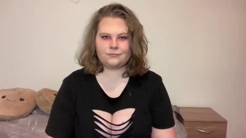 Brianna online show from December 16, 1:27 pm