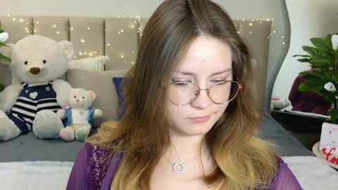 Snapshot of briarwynn chatting on May 21, 7:10 pm briarwynn online show from May 21, 7:10 pm