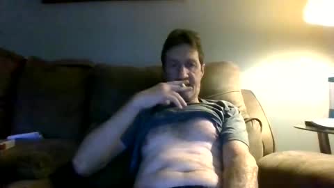 Snapshot of brickmaster2021 chatting on January 1, 1:59 pm Mike online show from January 1, 1:59 pm