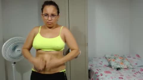 Snapshot of brida_angela29 chatting on April 18, 3:16 pm brida_angela29 online show from April 18, 3:16 pm