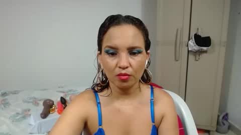 Snapshot of brida_angela29 chatting on June 2, 11:12 am brida_angela29 online show from June 2, 11:12 am