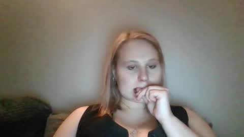 Snapshot of bridget_kiss chatting on February 13, 2:35 pm bridget_kiss online show from February 13, 2:35 pm