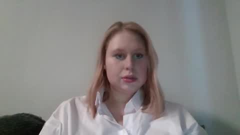 Snapshot of bridget_kiss chatting on February 20, 5:26 am bridget_kiss online show from February 20, 5:26 am