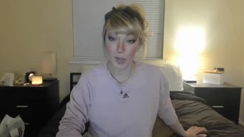 Snapshot of bridgetblack666 chatting on November 20, 12:33 am Bridget Black online show from November 20, 12:33 am