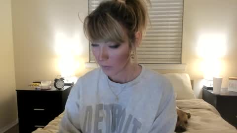 Snapshot of bridgetblack666 chatting on August 4, 1:09 am Bridget Black online show from August 4, 1:09 am