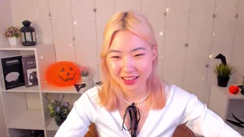 Bridget online show from October 30, 6:04 am