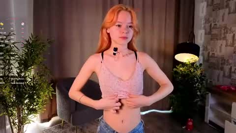 Snapshot of bridgetbottrell chatting on July 7, 1:52 am Hanna online show from July 7, 1:52 am