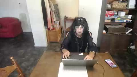 bridgetfouru online show from February 10, 3:32 am