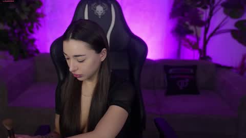 Snapshot of bright_diamonds_054 chatting on February 23, 8:33 am Diamonds Girls online show from February 23, 8:33 am