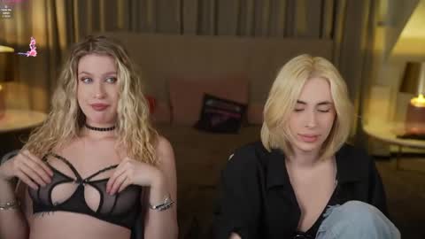 Diamonds Girls online show from April 3, 7:01 pm