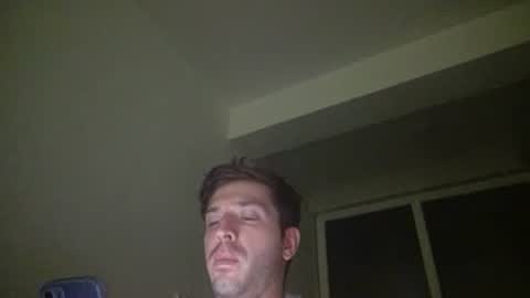 Snapshot of brii0000 chatting on February 8, 2:36 am brii0000 online show from February 8, 2:36 am