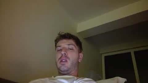 Snapshot of brii0000 chatting on October 10, 5:12 pm brii0000 online show from October 10, 5:12 pm