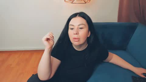 Snapshot of brilliantegirl_ chatting on April 28, 6:51 am brilliantegirl_ online show from April 28, 6:51 am